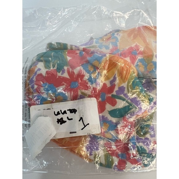 NWT Stone Fox Swim LeLe Bikini Top, Bandeau, Multicolor Floral, size Large - Picture 13 of 13